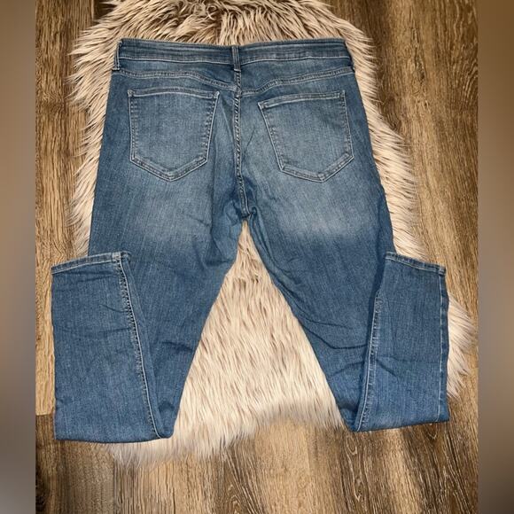 Old navy rock star super skinny distressed blue jeans - Picture 6 of 15